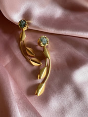 Intertwined Gemstud