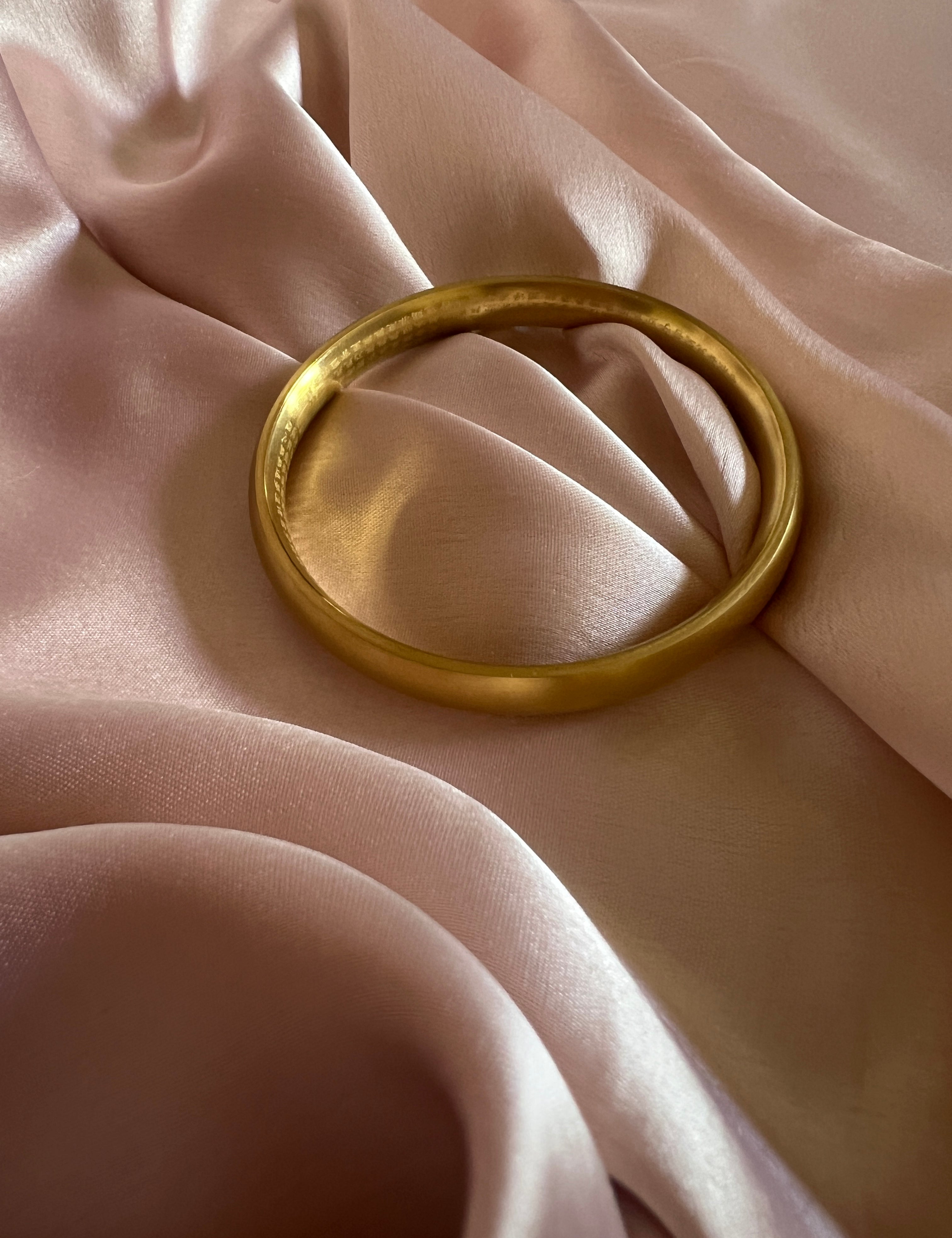 champagneglowbangle1.0.jpg