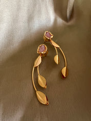 Intertwined Gemstud